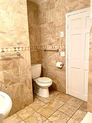 Rented by City Connections Realty | media 30