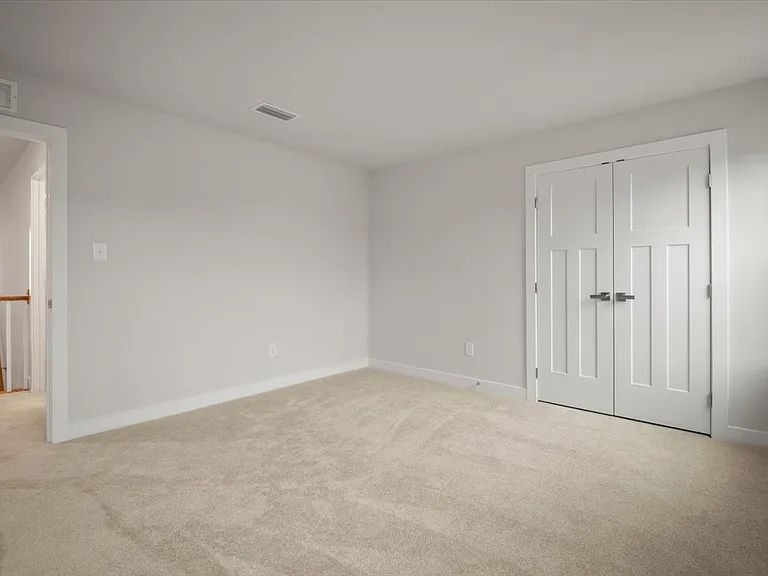 14212 Botsford Ave — Photo 35