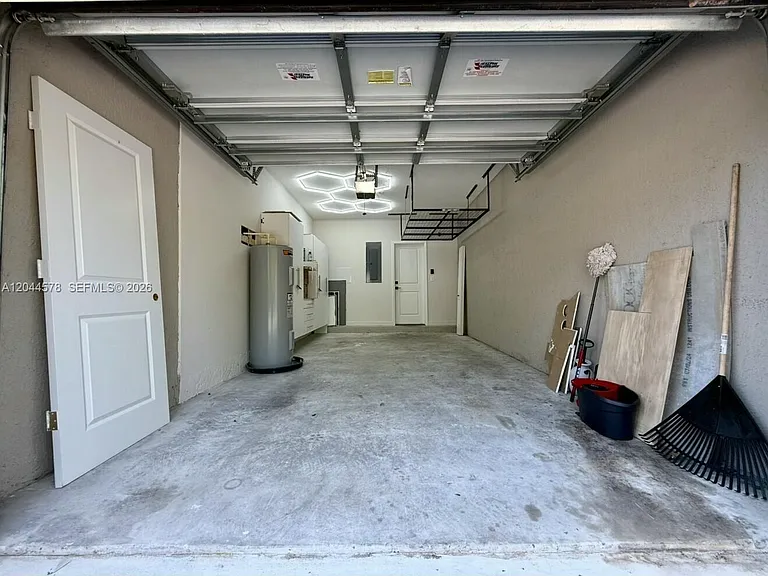 1035 NW 2nd Ave — Photo 20