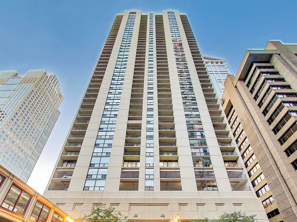 1st image of 200 N Dearborn St Unit 3103