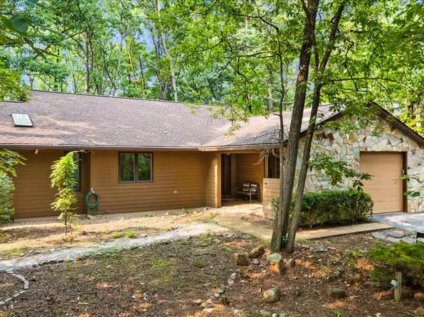 2715 Lanier Ln, McGaheysville, VA 22840