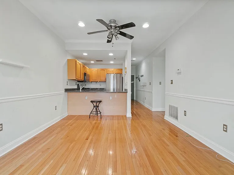 84 Adams St #5C — Photo 2