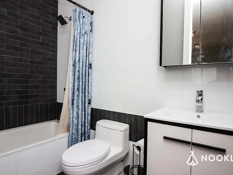 271 Martense St #4R — Photo 15