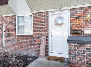 10019 W 52nd St, Merriam, KS 66203