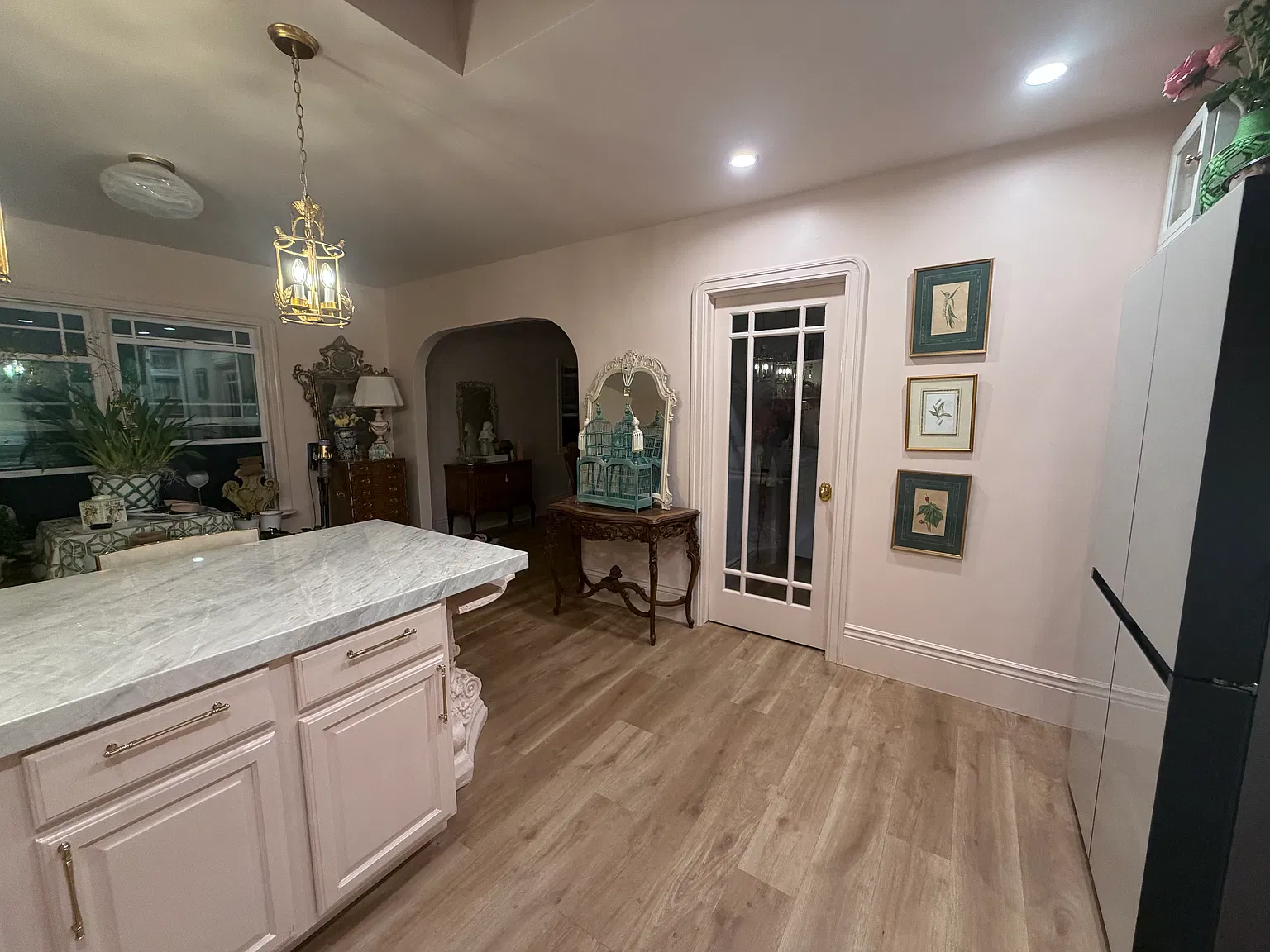 2 bed, 1606 sqft, $3,400 — Photo 2