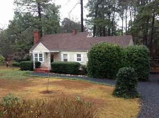 465 E Delaware Ave, Southern Pines, NC 28387