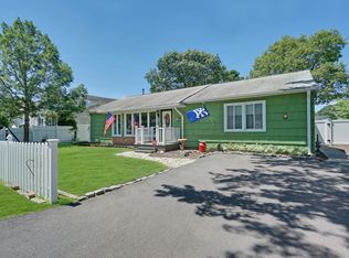 6 Nancy Dr, Brick, NJ 08723