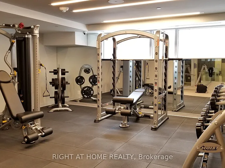 50 McCaul St #1011 — Photo 20