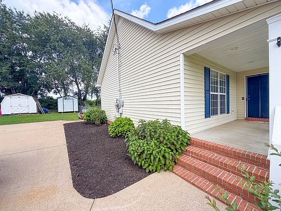5th image of 265 Sagewood Dr