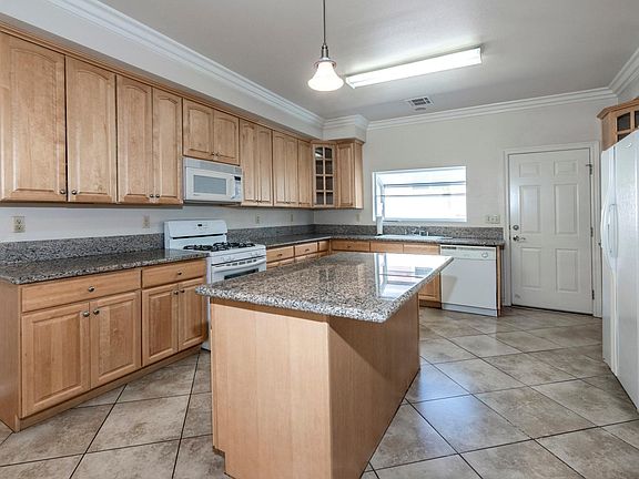 4th image of 4809 Hallowell Ave