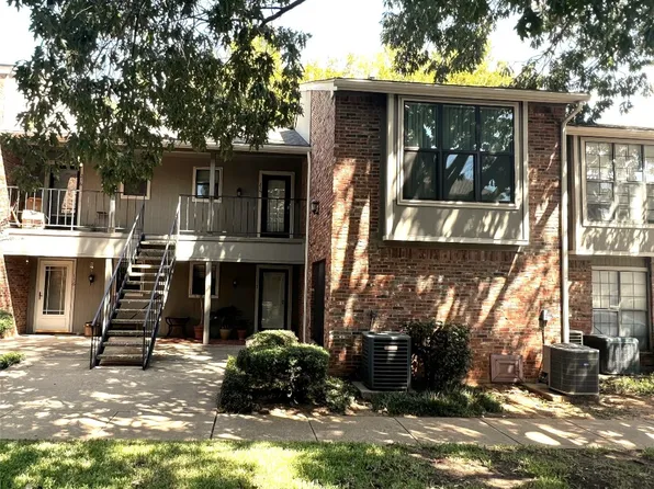 2720 Copper Creek Dr APT 215, Arlington, TX 76006