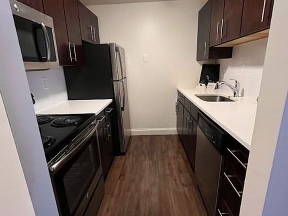 5th image of 15 Taylor St #D-215