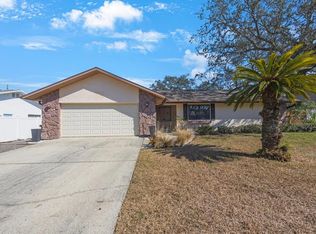 1036 Hamilton Ave, Tarpon Springs, FL 34689