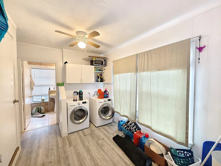 7931 Scanlock St — Photo 16