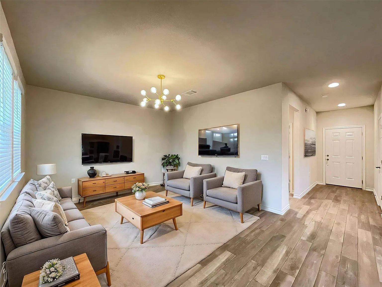 4 bed, 3.0 bath, 2174 sqft, $2,500 — Photo 3