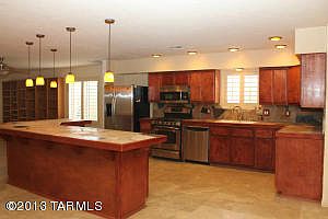 4th image of 4400 N Paseo Del Barranco