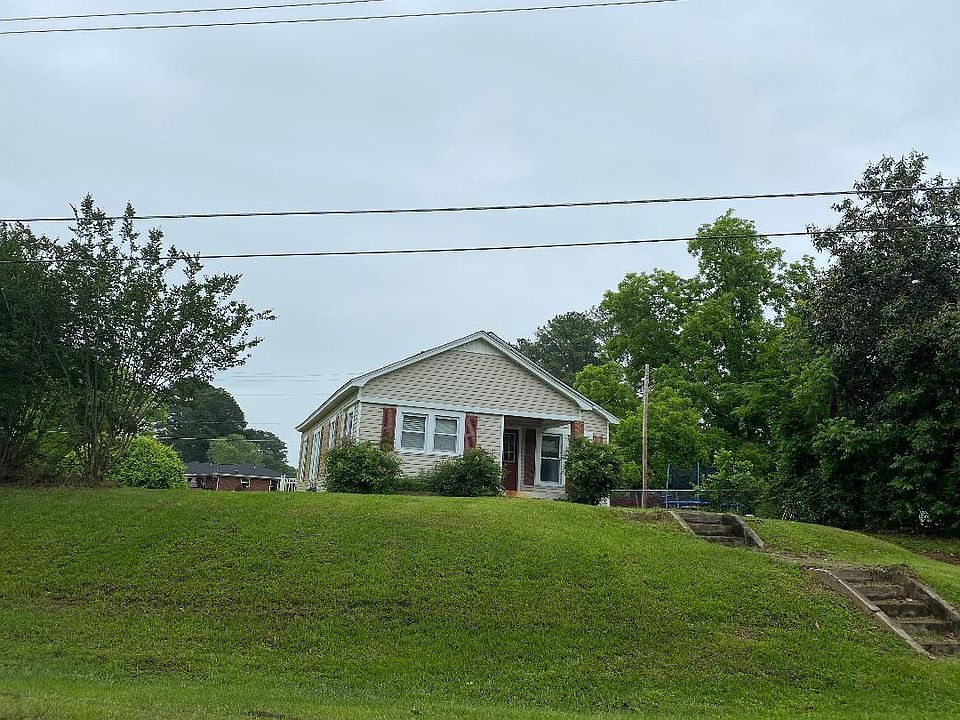 2nd image of 1212 Highland Dr