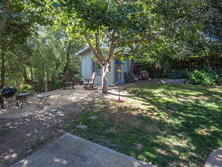 2495 Lucca Ave — Photo 26