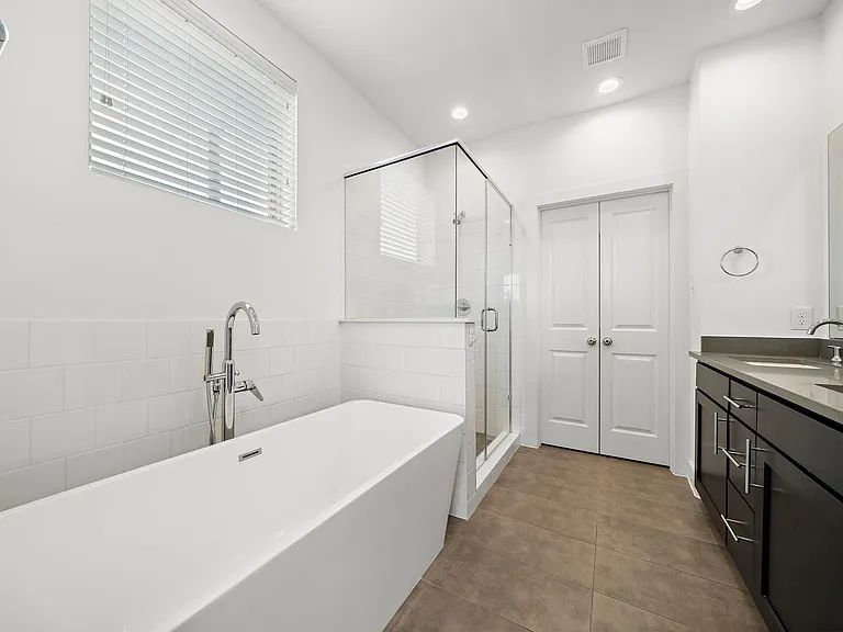 2603 Hutchins St — Photo 27