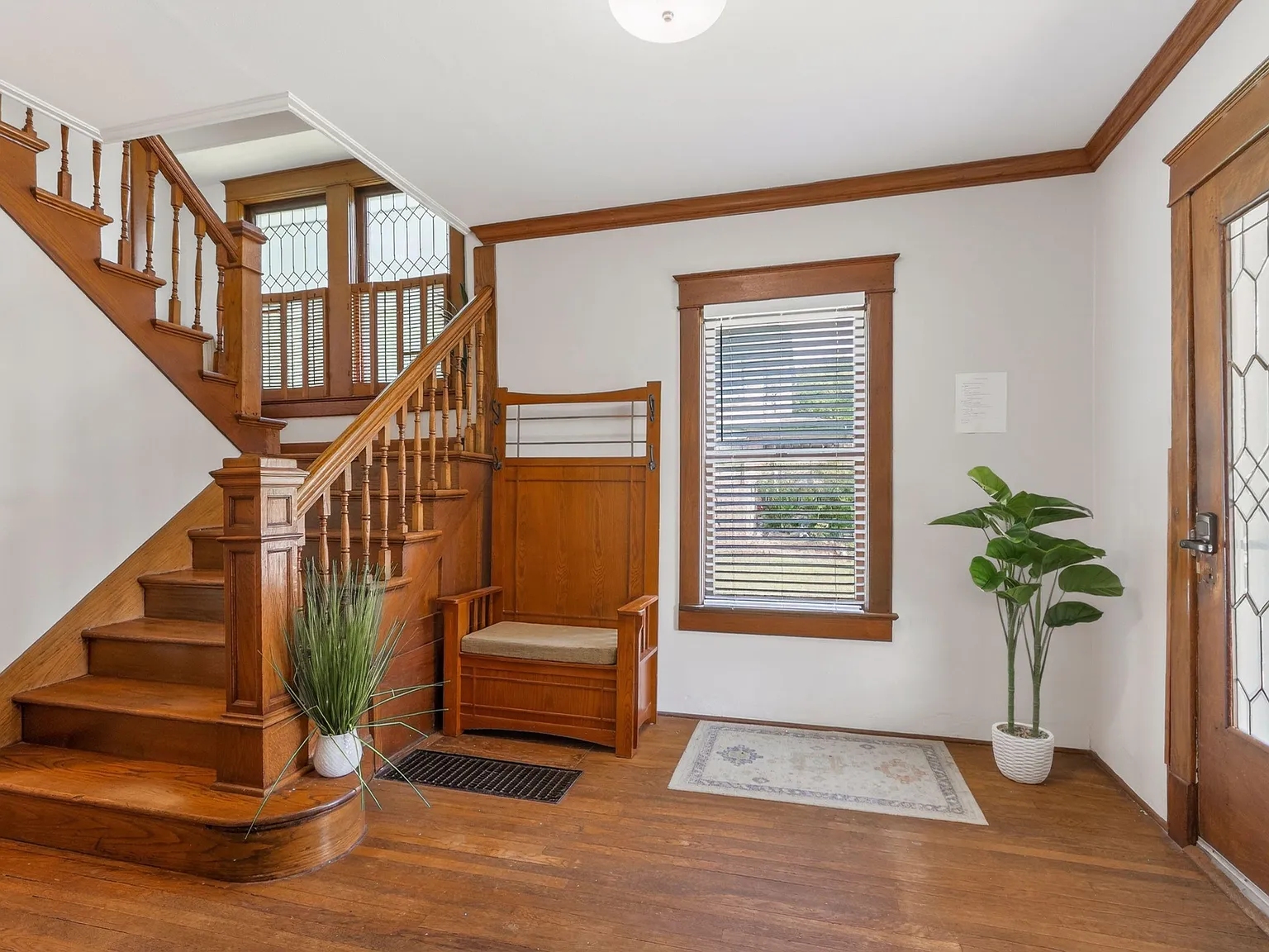 4 bed, 3.0 bath, 2093 sqft, $1,252 — Photo 3