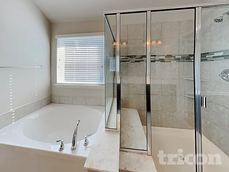 513 Alice Ln — Photo 9