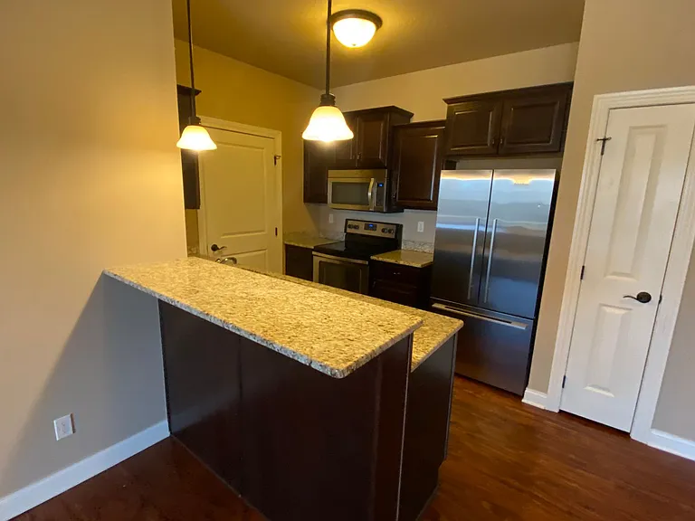 2805 Northridge Pkwy #208 — Photo 4