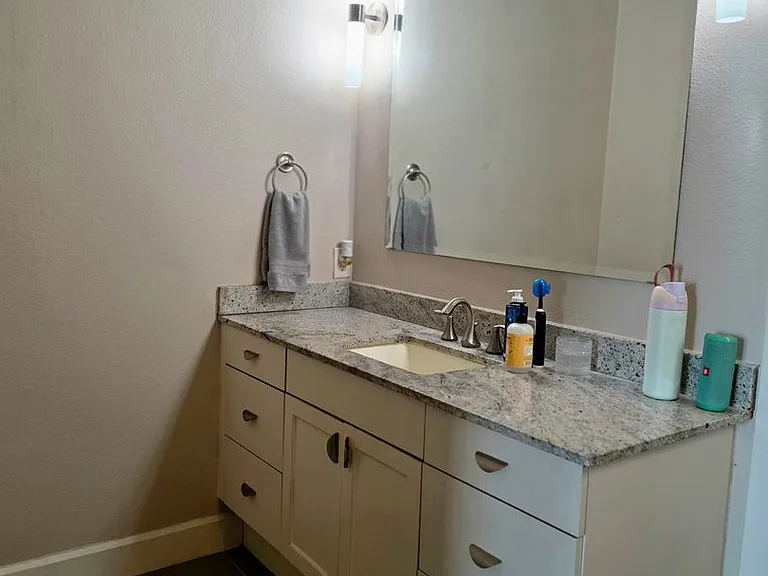 2800 Sandage Ave #206 — Photo 23