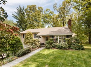 35 Rose Ter, Chatham, NJ 07928