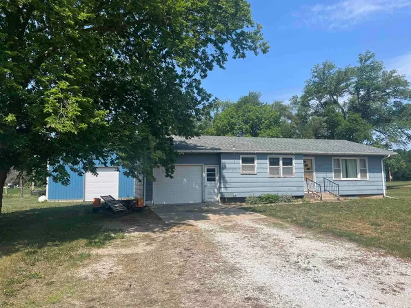 320 S Porter St, Nelson, NE 68961