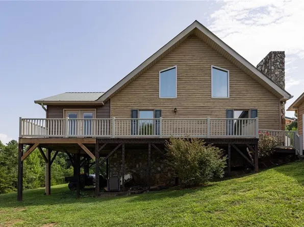 2361 Cora Caudill Rd, North Wilkesboro, NC 28659