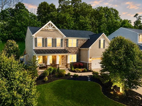 222 Overlook Dr, McMurray, PA 15317