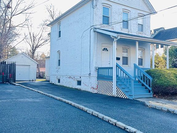 2nd image of 22 Chestnut St #1