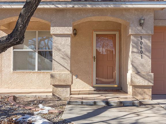 3rd image of 10601 Monte Bello Ct NW