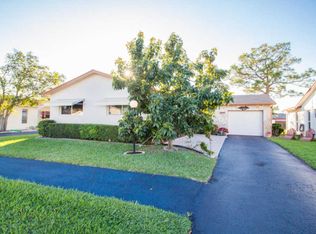 7233 Pine Park Dr W, Lake Worth, FL 33467
