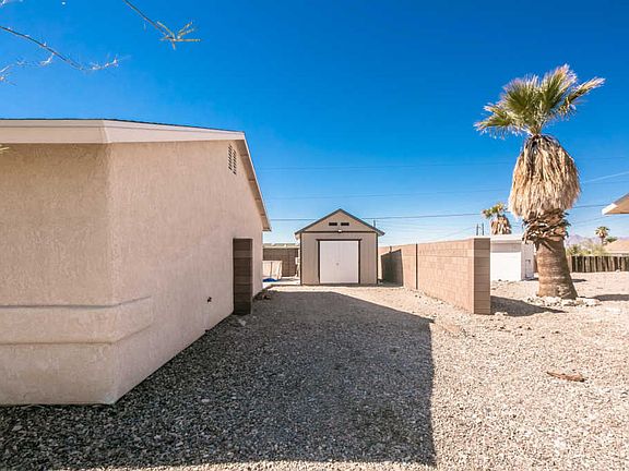 4th image of 2461 Poppy Ln