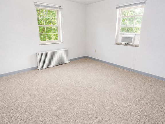 5th image of 5939 5th Ave