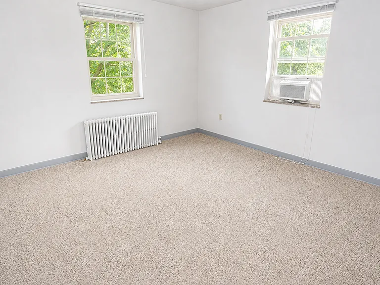 5939 5th Ave — Photo 5