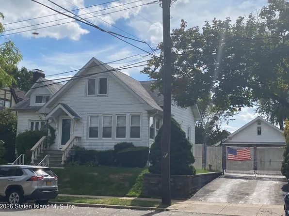 150 Alter Ave, Staten Island, NY 10304