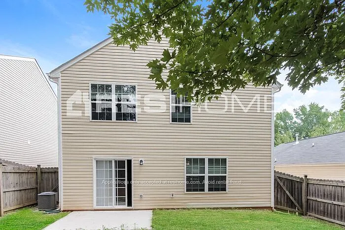 5612 Idlewild Rd — Photo 18