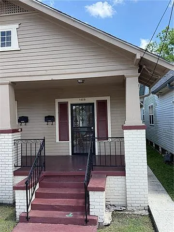 1435 France St Photo 1