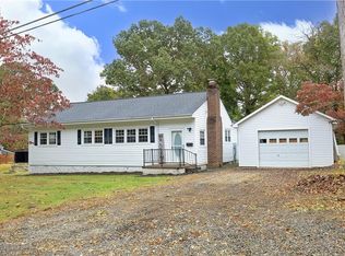 612 N Carr St, Mebane, NC 27302