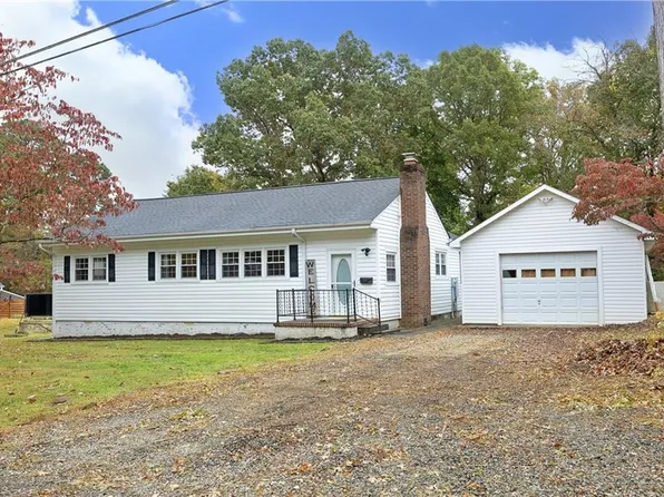 612 N Carr St, Mebane, NC 27302