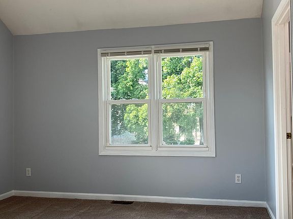 5th image of 14 Saratoga Ave #10