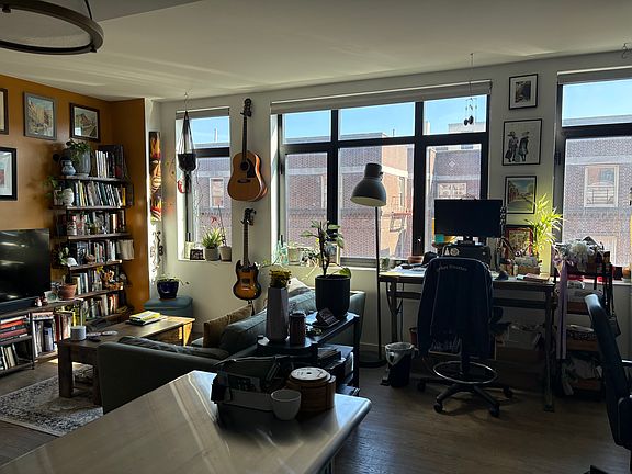 4th image of 125 Parkside Ave APT 6Q