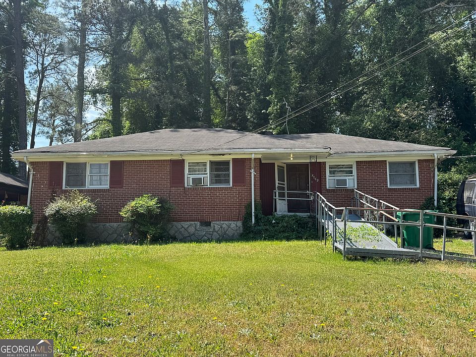 1st image of 2063 Juanita St