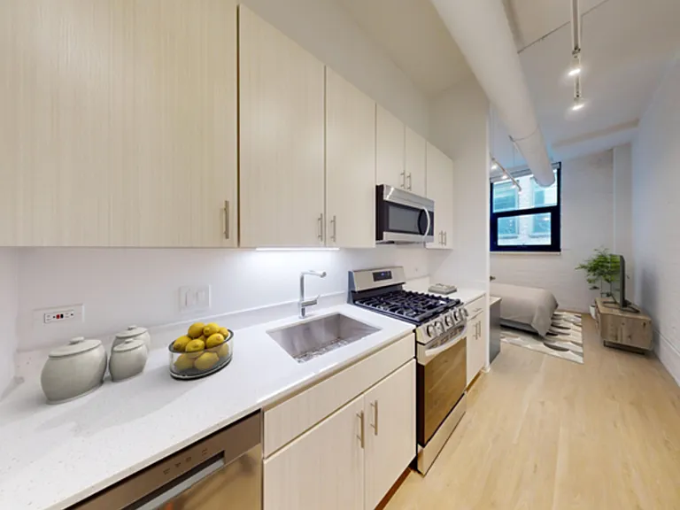 755 S Clark St #224 — Photo 1