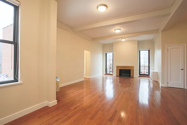 Rented by Stonehenge NYC LLC | media 17