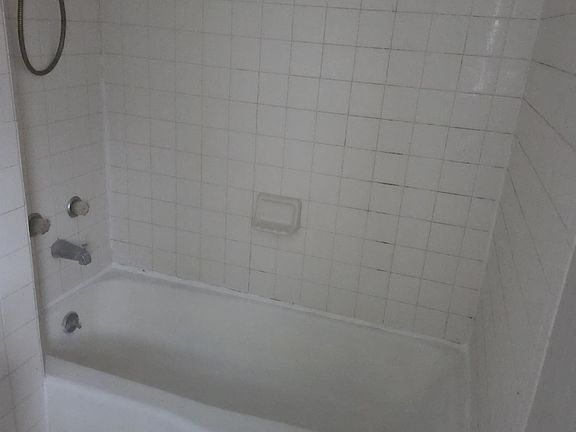 3rd image of 215 N Osceola Ave APT 2