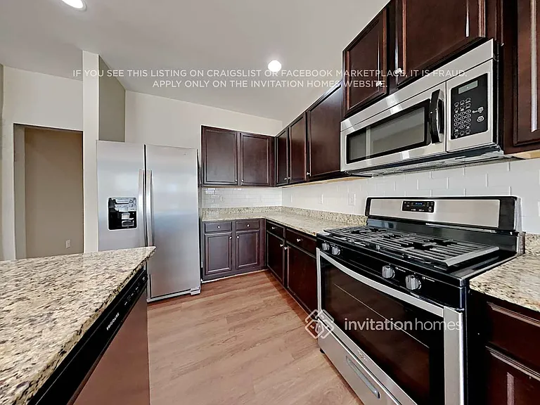 1916 Stanton Way — Photo 6