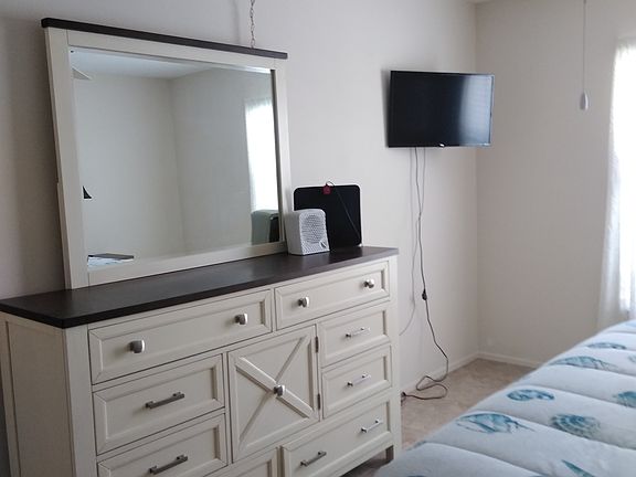 5th image of 4538 SE 5th Pl APT 3